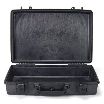 Pelican 1490NF Medium Shipping Case with Empty Interior