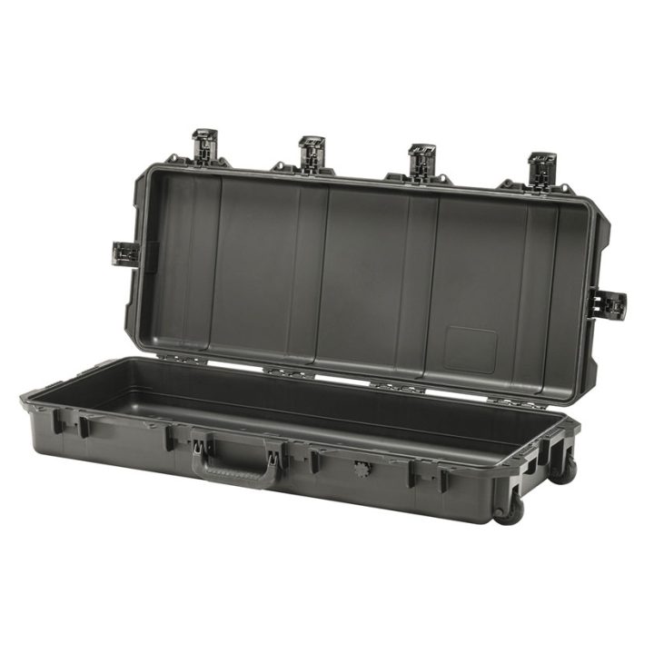 Pelican iM3100 Long Storm Wheeled Case with Empty Interior