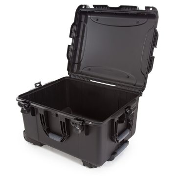 Nanuk 960 Wheeled Case with Empty Interior