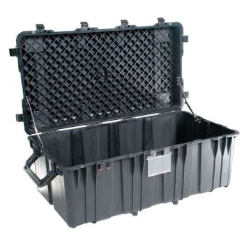 Pelican 0500NF Large Transport Case with Empty Interior