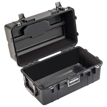 Pelican 1465 Air Case with Empty Interior