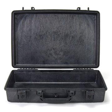 Pelican 1490NF Medium Shipping Case with Empty Interior