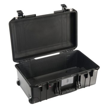 Pelican 1535 Air Wheeled Case with Empty Interior