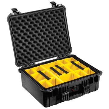 Pelican 1554 Medium Shipping Case with Padded Dividers