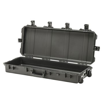 Pelican iM3100 Long Storm Wheeled Case with Empty Interior