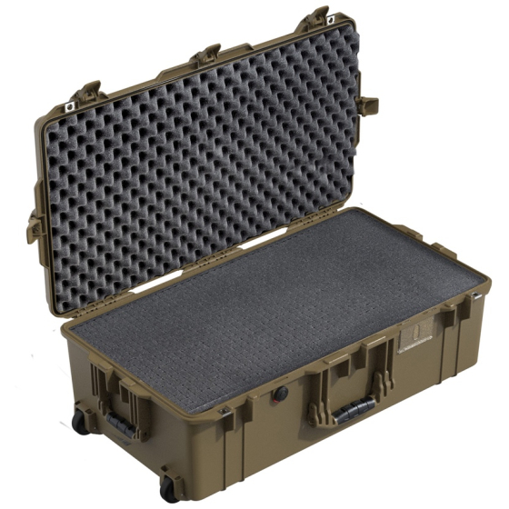 Pelican 1615 Large Air Wheeled Case With Pick N Pluck Foam | 1615WF