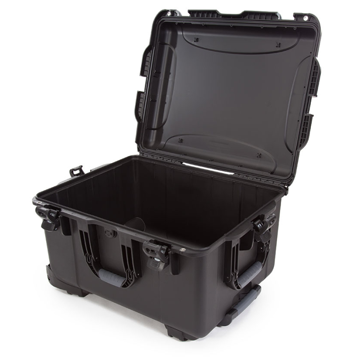 Nanuk 960 Wheeled Case with Empty Interior