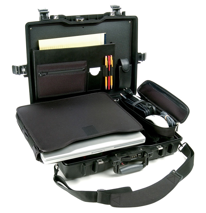 PELICAN 1495CC1 PCハードケース 付属品多数 Pelican 1495 Laptop Protector Case With Specialty Laptop Insert