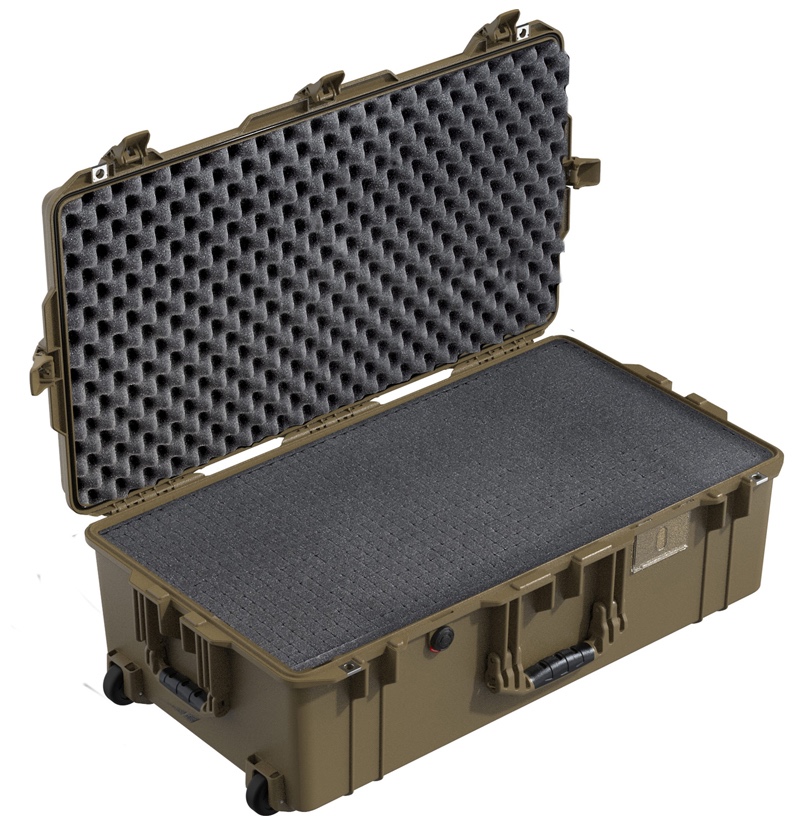 Pelican 1615 Large Air Wheeled Case With Pick N Pluck Foam | 1615WF