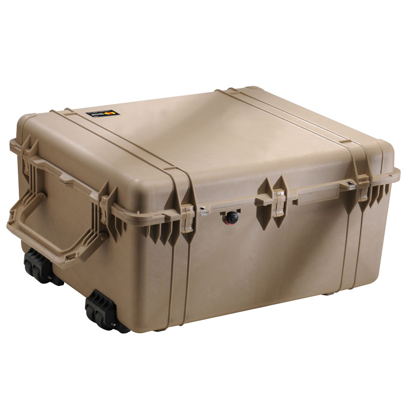 Pelican 1690 Large Wheeled Transport Case With 1 in. Foam Lining
